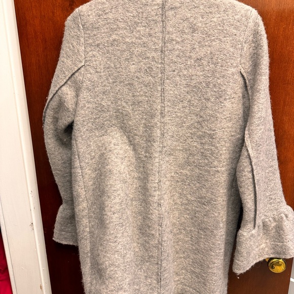 Bee & U Italian Wool-Blend Coat | Warm Medium Jacket | Grey Winter Outerwear - Picture 2 of 4